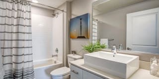 Inova Inova Gallery 12