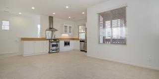Nestled in the Woodbury Community- detached 2-bedroom Bowen Court Town Home Gallery 16