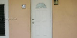 450 Golden Isles Dr Gallery 11