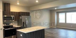1808 Eastgate Loop Gallery 1