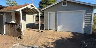1 bed 1 bath home with Garage Gallery 1
