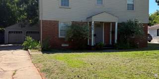 Renovated 2 Story, Large Lot, 3 Bedrooms and 2 1/2 bathrooms Renovated 2 Story, Large Lot, 3 Bedrooms and 2 1/2 bathrooms Gallery 1