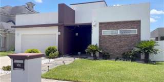 2436 E 8th Avenue Gallery 1