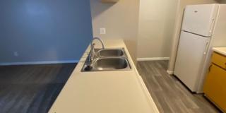 River Walk Apartments Gallery 36