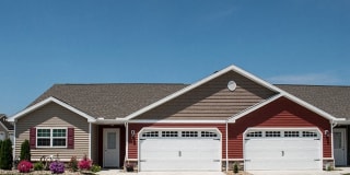 Redwood North Ridgeville Meadow Lakes Blvd Gallery 2