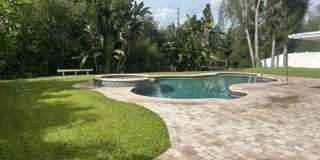 Beautiful 2/2 with dock and boat access Gallery 55