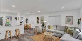 1121 Southwest 15th Avenue Gallery 1