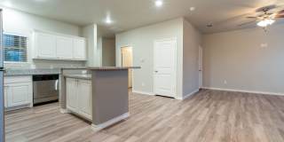 Short Term Leases Available! Gallery 10