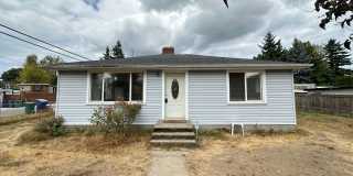 White Center - 3 Bedroom / 1.5 Bath Rambler Gallery 1