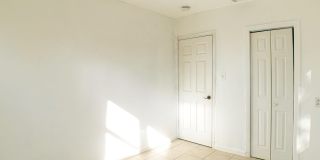 3040-3042 Douglas Ave Gallery 6