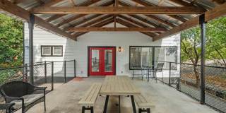 Renovated 6bed/3bath Close to Campus! Gallery 3