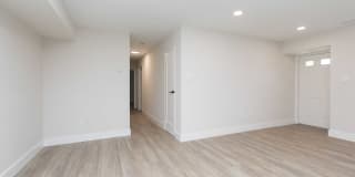 Lakeview Terrace Gallery 5