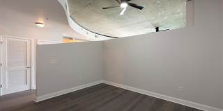 400 W Peachtree Street Gallery 10