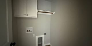 942 Minda Gallery 17