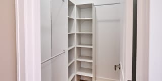 6029 S Champlain Avenue Gallery 11