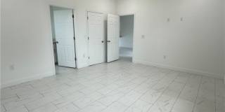 5134 Bristo Street Gallery 12