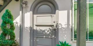 Furnished 2 Bedroom, 1 Bath Gallery 24