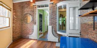 528 KAUFFMAN Street Gallery 20