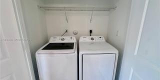 540 NE 5th Ln Gallery 12