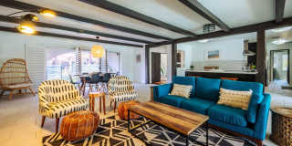 Luxury Mid-Century Retreat in the Heart of the Historic Movie Colony (Monthly Only - No Long Term) Gallery 5
