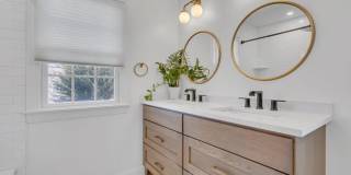 2107 3rd Avenue Gallery 26