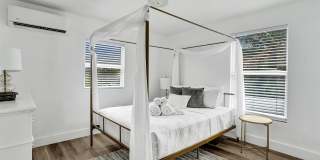 311 SE 3rd Avenue Gallery 20