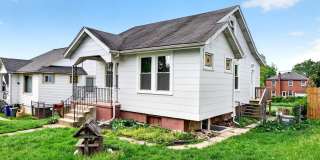 29 ELM Avenue W Gallery 1