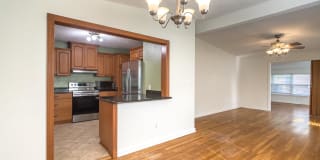 3850 Bayou Boulevard Gallery 5