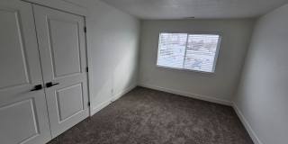 112 E 730 N - Upstairs - 1 Gallery 3