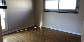 1674 Maple Street Gallery 23