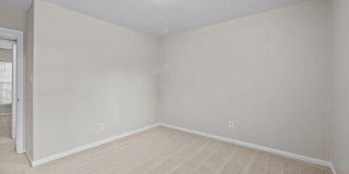 *MOVE IN READY* 3 Bed, 2 Bath Condo, Close to Uptown!!! Gallery 20