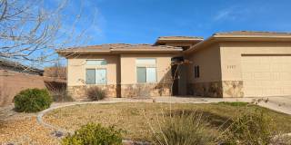 4 Bedroom Home Near Pine View High School With 2 Car Garage Gallery 1