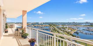 Penthouse Sanctuary in the Sky Gallery 36