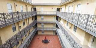 Gorgeous 1 bed 1 bath in an amazing location Gallery 20
