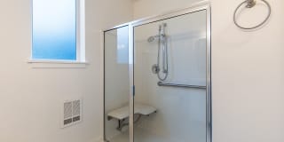 Creekside Apartments Gallery 50