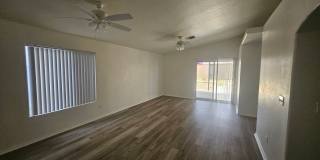 3 Bedroom Home in Holiday Shores Gallery 4