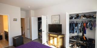 9926 NEW POINTE Drive Gallery 18