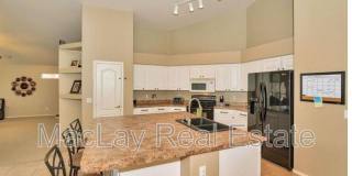 4206 E Redwood Ln Gallery 7
