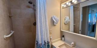 Fully Furnished Condo with the  Best Views and Amenities in Hawaii Kai Gallery 16