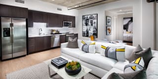 Llewellyn Gallery 16