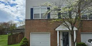 46 QUARTERPOLE Court Gallery 1