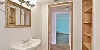 2428 Maple Street Gallery 23