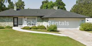 Adventure Meets Convenience in This Logan Home Gallery 1