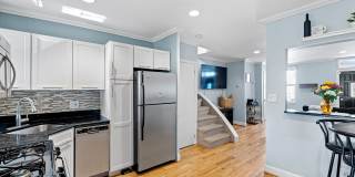 147 East St Gallery 15