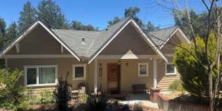 Beautiful 3 Bedroom/2 Bathroom Plus Bonus Room in Ben Lomond Gallery 1