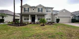 Spacious 5BR / 3.5BA Pool Home in Desirable Longwood Gallery 1