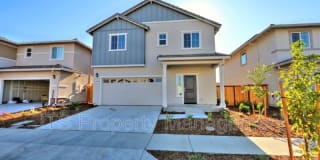 716 Franklin Street Gallery 1