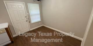 1607 N Nolan River Rd Gallery 10