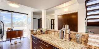 1100 SE 5th Court Gallery 21