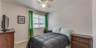 FULLY FURNISHED Sparks home with all utilities included and flexible lease options Gallery 29